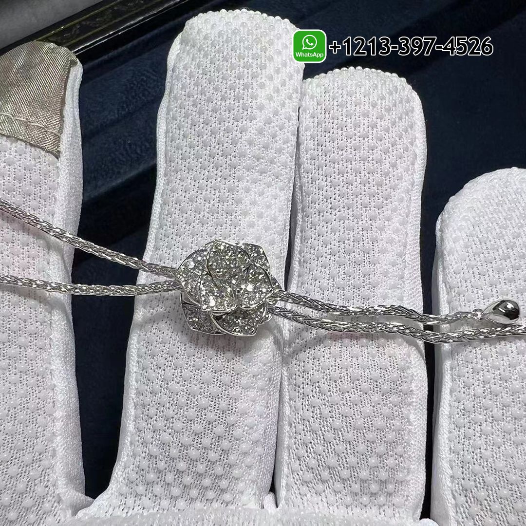 Piaget Rose Necklace in 18K White Gold set with 41 Brilliant-cut Diamonds
