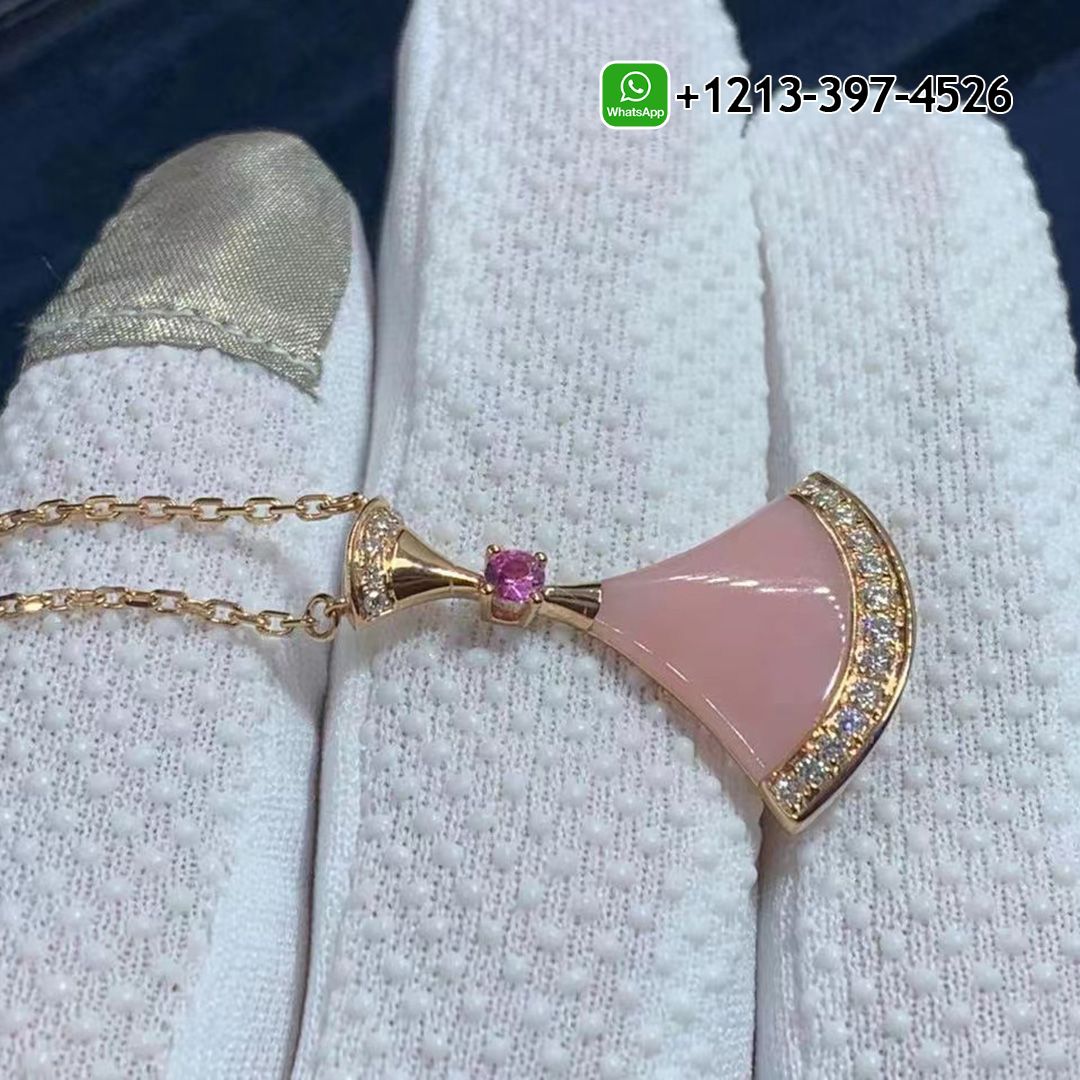 Bvlgari Divas’ Dream 18K Rose Gold Valentine’s Day Limited Edition Necklace