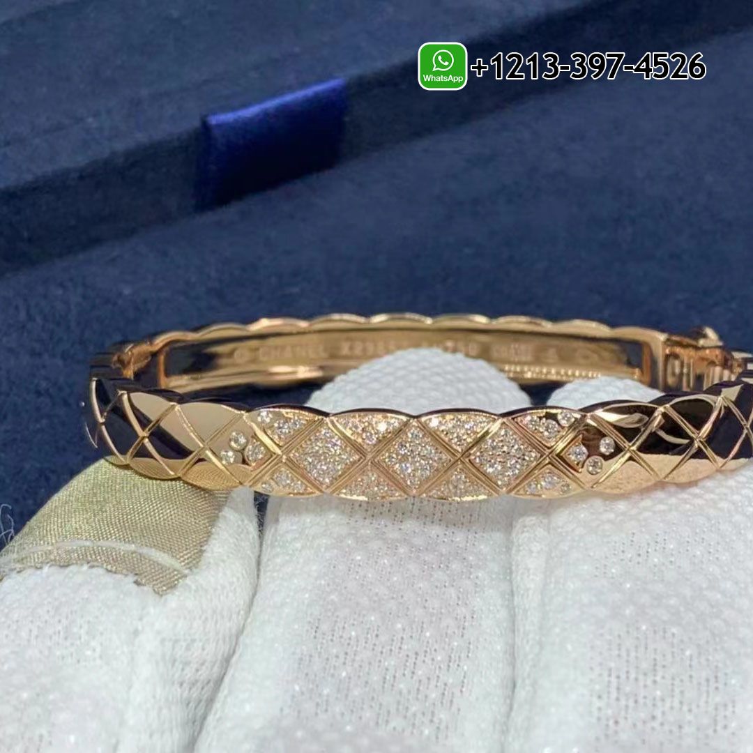 Chanel COCO Crush Bracelet Quilted Motif 18k Beige Gold Diamonds J11763