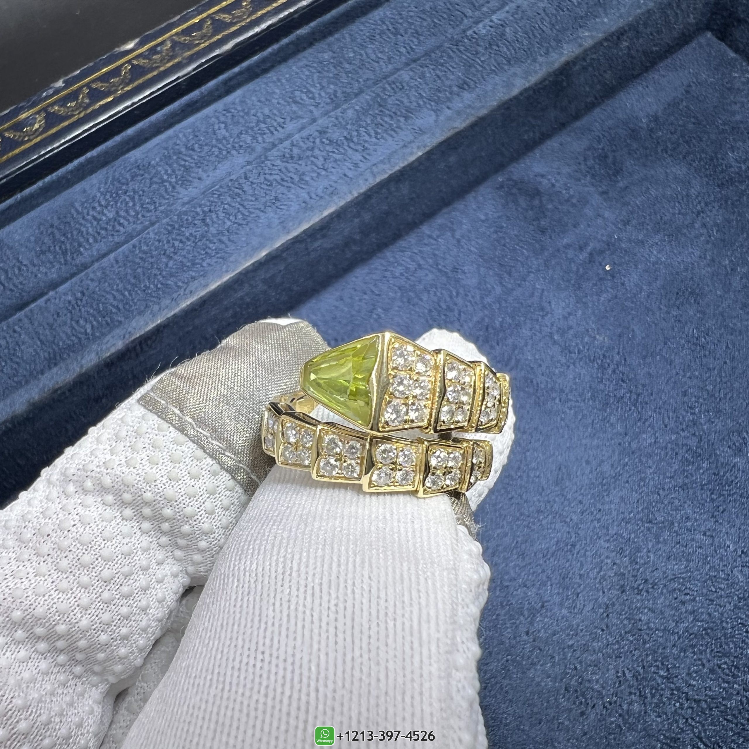 Bvlgari Serpenti Ring in 18k Gold with Peridot Head and Full Pavé Diamonds AN856157